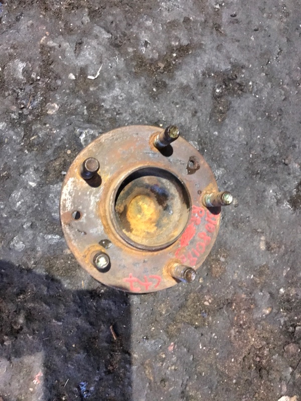 Ступица задняя левая MAZDA CX-7 06-12 2009 Внедорожник 2.3 GS1D-26-15XA Б/У