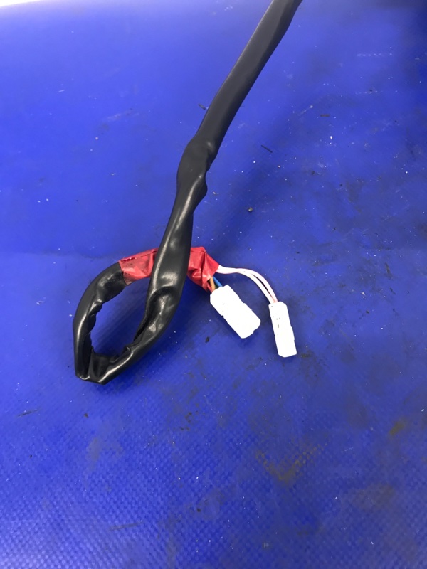 Зеркало правое PRIUS - 30 09-17 Зеркало правое PRIUS - 30 09-17