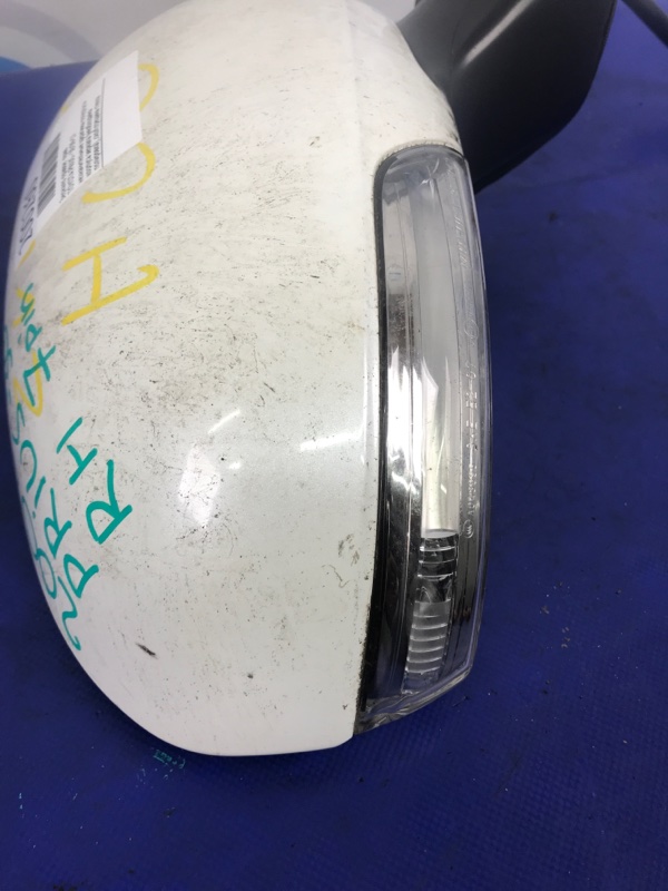 Зеркало правое PRIUS - 30 09-17 Зеркало правое PRIUS - 30 09-17