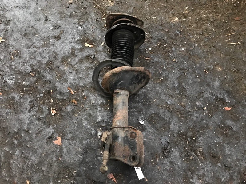 Амортизатор передний левый SUBARU IMPREZA 00-07 GD/GG 20310SA110 Б/У