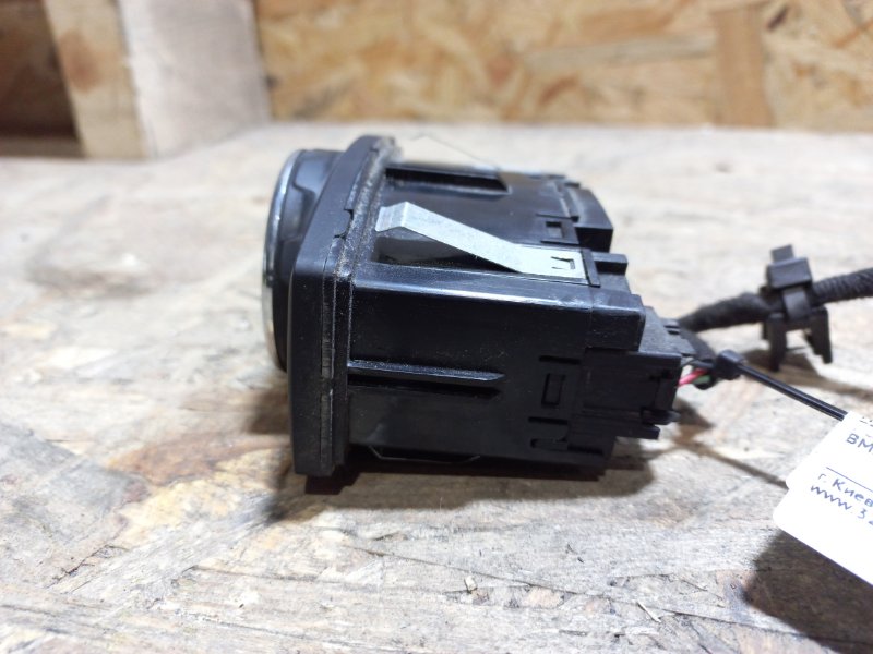 Блок управления освещением ESCAPE 12-19