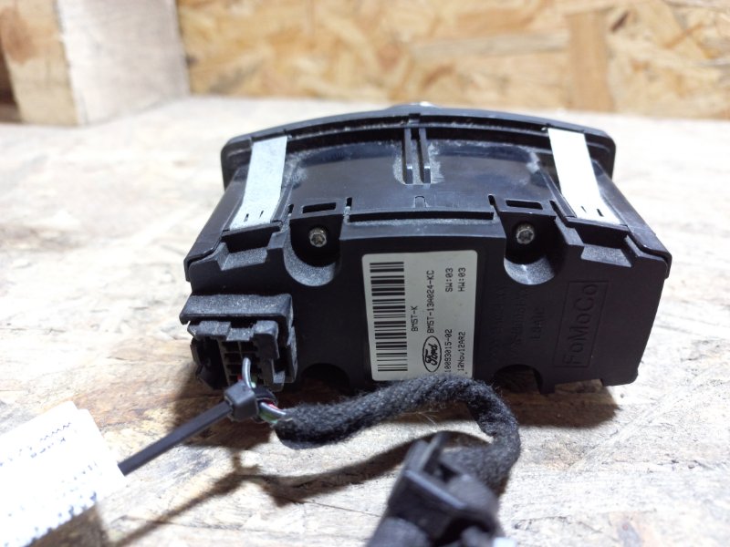 Блок управления освещением FORD ESCAPE 12-19