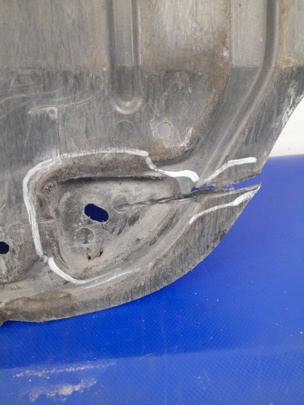 Защита двигателя передняя правая CAMRY 40 06-11