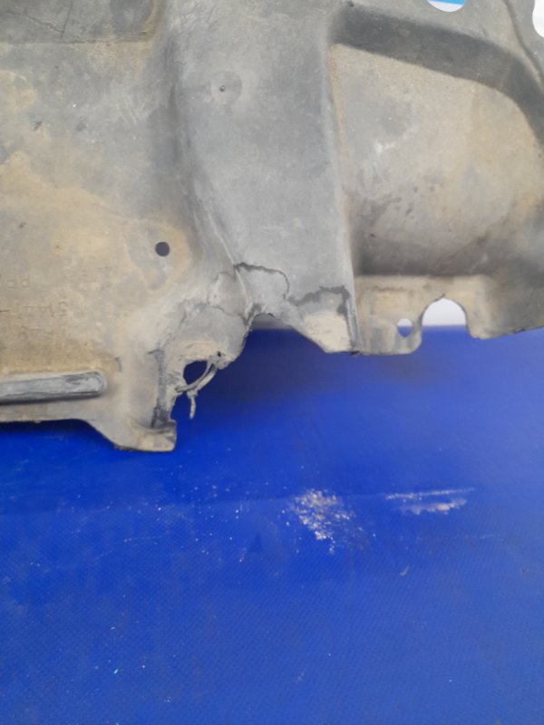 Защита двигателя передняя правая CAMRY 40 06-11