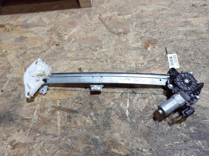 Стеклоподъемник передний левый TLX 14-17 2015 Седан 2.4