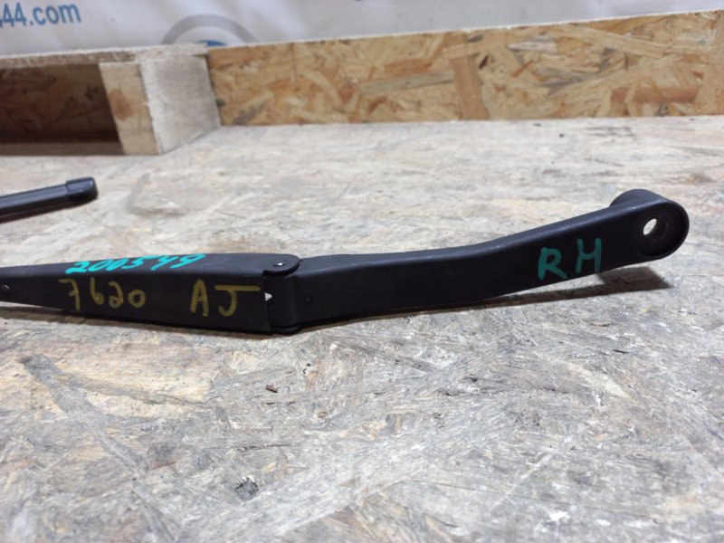 Поводок стеклоочистителя передний правый FORESTER SG 02-07 2007 Внедорожник 2.5 EJ253