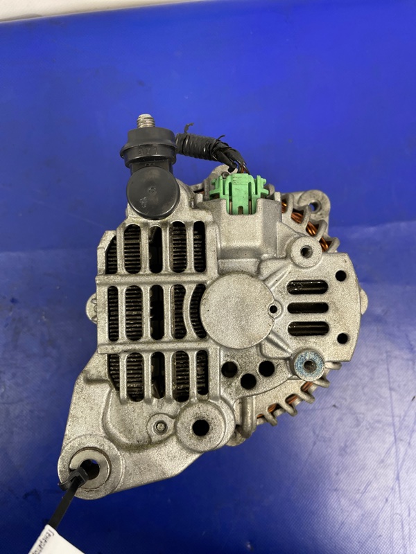 Генератор OUTBACK 03-09 BP EZ30