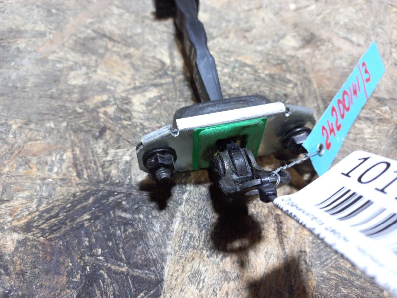 Ограничитель двери передний правый OPTIMA JF 15-20 2016 Седан 2.4 Ограничитель двери передний правый OPTIMA JF 15-20 2016 Седан 2.4