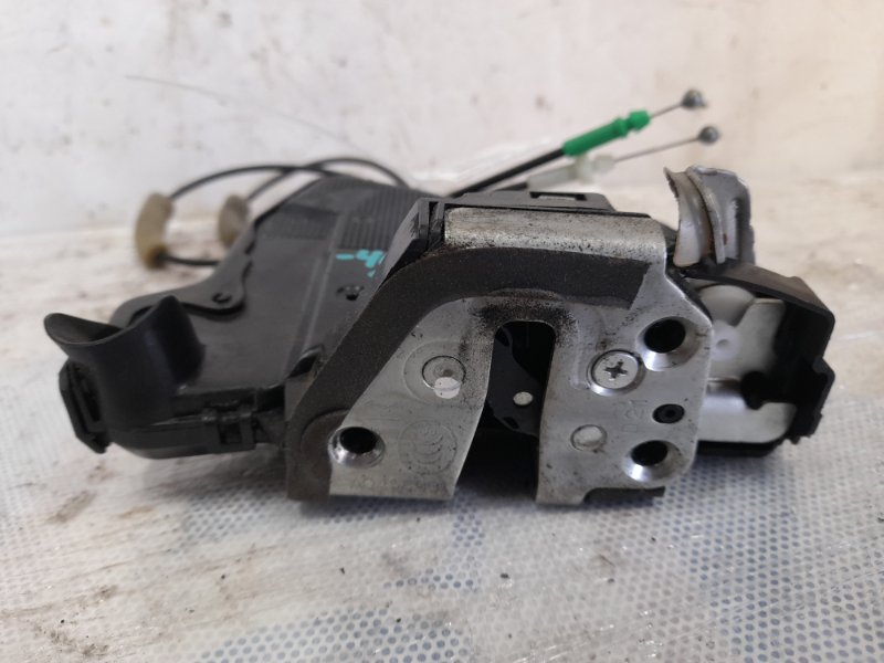 Замок двери передний правый TOYOTA CAMRY 40 06-11 40 2.4 2AZ-FE Замок двери передний правый TOYOTA CAMRY 40 06-11 40 2.4 2AZ-FE