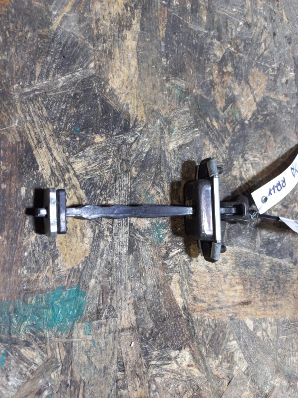 Запчасть ограничитель двери задний левый KIA OPTIMA JF 15-20 2016 Седан 2.4 79480-D5000 Б/У Ограничитель двери задний левый KIA OPTIMA JF 15-20 2016 Седан 2.4 79480-D5000 Б/У