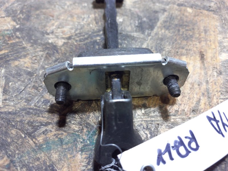 Ограничитель двери задний левый OPTIMA JF 15-20 2016 Седан 2.4 Ограничитель двери задний левый OPTIMA JF 15-20 2016 Седан 2.4