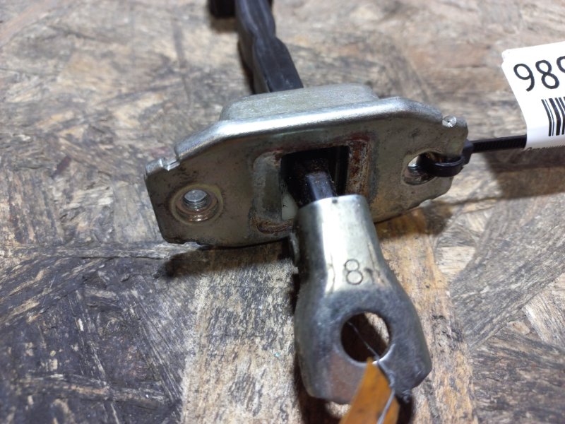 Ограничитель двери задний левый LANCER X 10 07-15 2008 Седан 2.0 Ограничитель двери задний левый LANCER X 10 07-15 2008 Седан 2.0