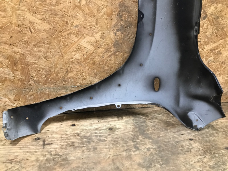 Крыло переднее переднее правое RAV4 05-12 Крыло переднее переднее правое RAV4 05-12