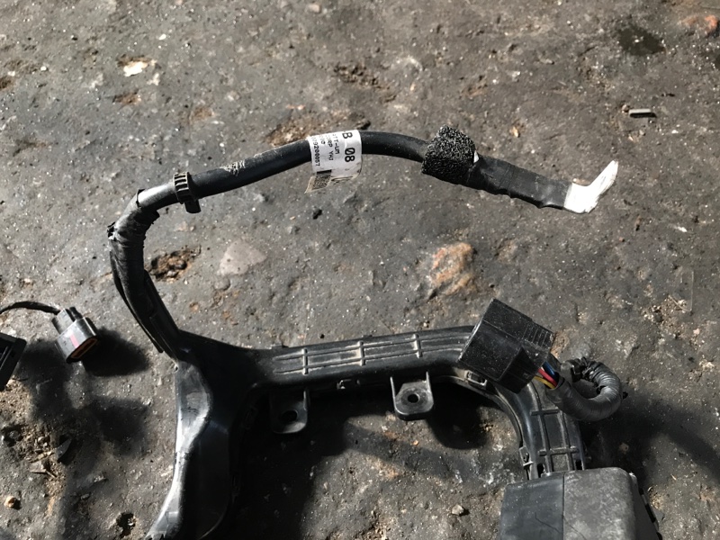 Проводка подкапотная SORENTO UM 14-