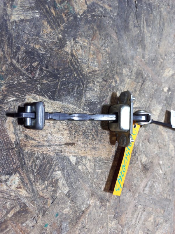 Ограничитель двери задний правый SUBARU FORESTER 12-19 Б/У