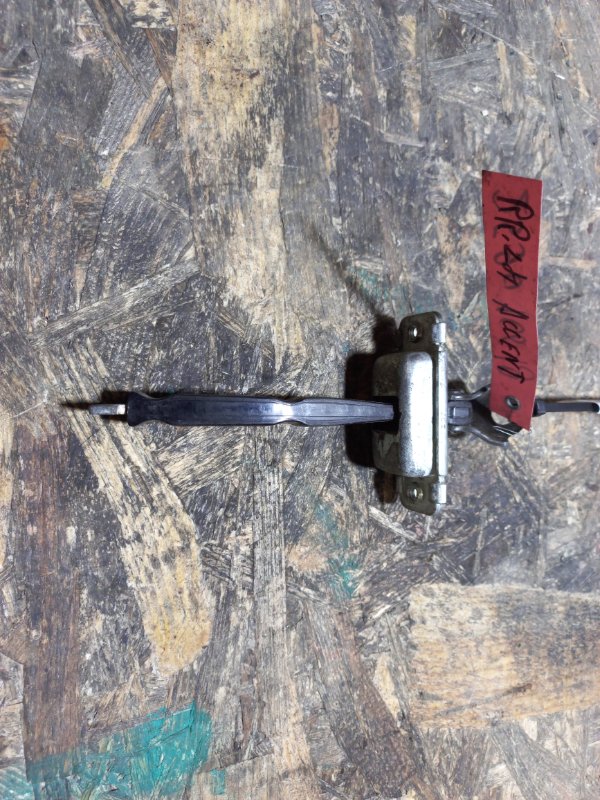 Ограничитель двери задний левый HYUNDAI ACCENT RB 10- 2013 Хетчбек 1.6 79480-0U000 Б/У