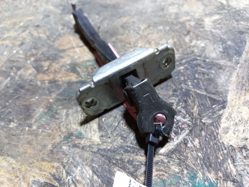 Ограничитель двери задний левый ACCENT RB 10- 2013 Хетчбек 1.6