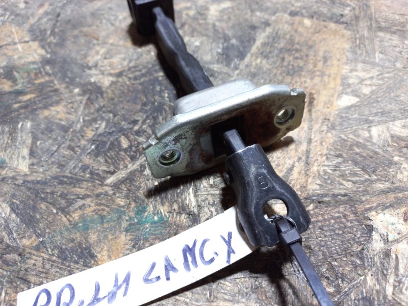 Ограничитель двери задний левый LANCER X 10 07-15 Ограничитель двери задний левый LANCER X 10 07-15