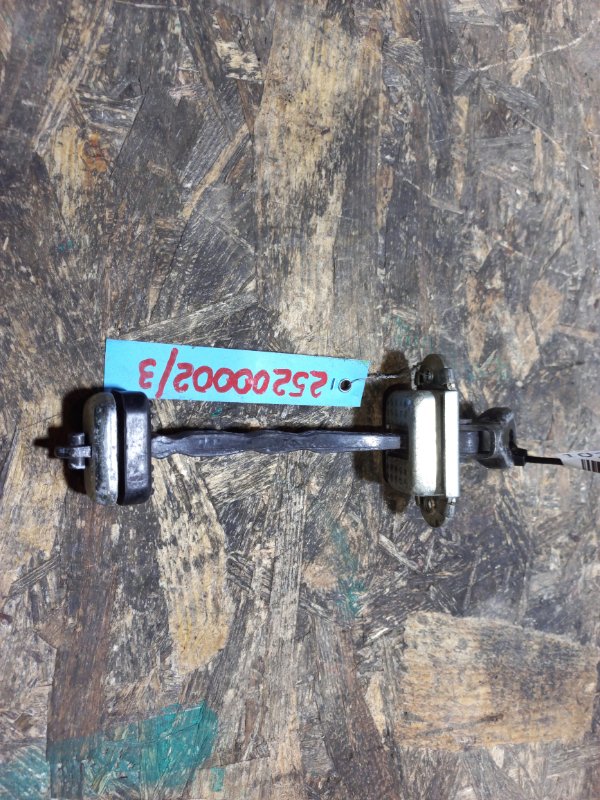 Запчасть ограничитель двери задний правый ACURA MDX (YD2) 06-13 2007 YD2 3.7 72840-STX-A02 Б/У Ограничитель двери задний правый ACURA MDX (YD2) 06-13 2007 YD2 3.7 72840-STX-A02 Б/У