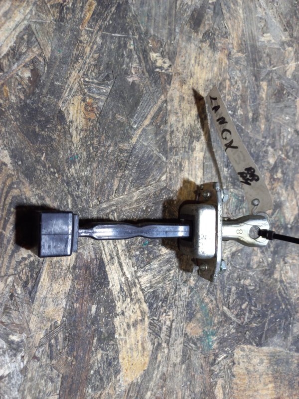 Запчасть ограничитель двери задний правый MITSUBISHI LANCER X 10 07-15 2008 Седан 2.0 5732A066 Б/У Ограничитель двери задний правый MITSUBISHI LANCER X 10 07-15 2008 Седан 2.0 5732A066 Б/У