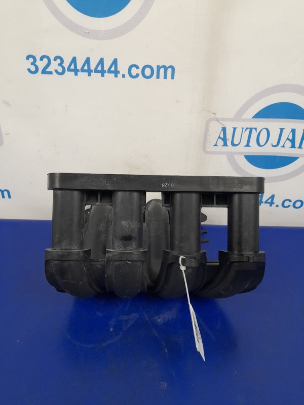 Коллектор впускной NISSAN MICRA 03-11 CR12