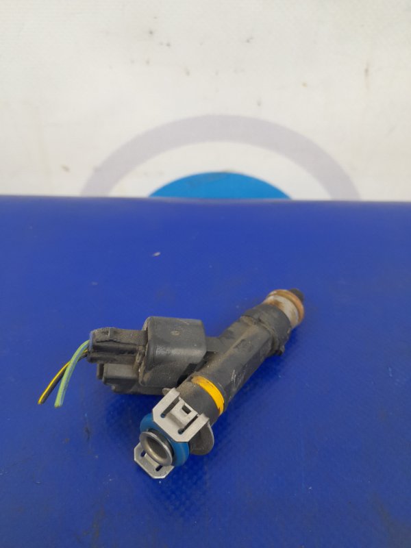 Форсунка топливная MAZDA 3 BK 03-08 LF 2.0