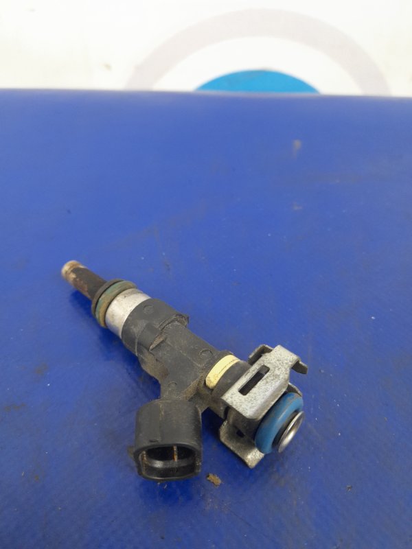 Форсунка топливная MITSUBISHI LANCER X 10 07-15 2.0 4B11 Форсунка топливная MITSUBISHI LANCER X 10 07-15 2.0 4B11