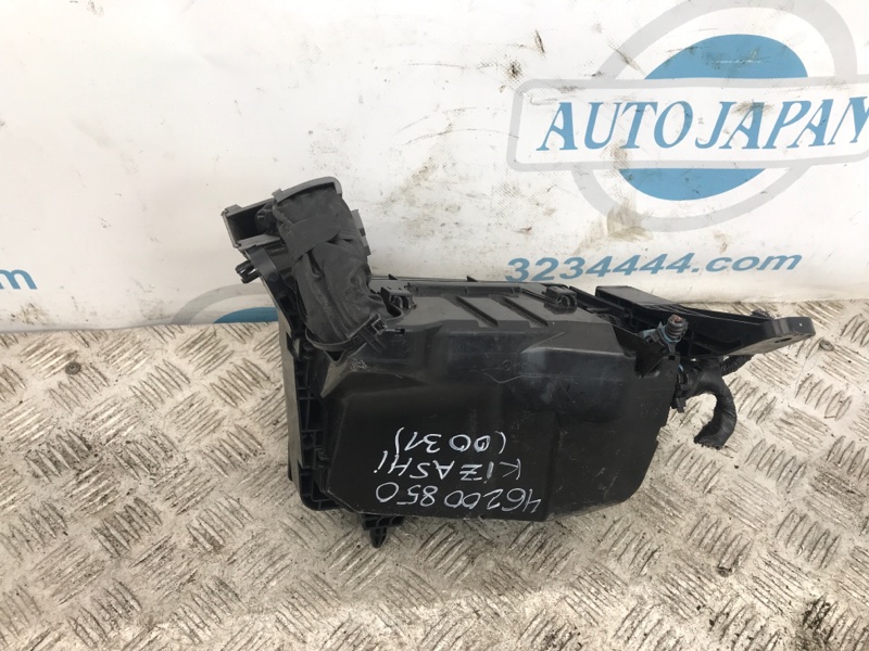 Блок предохранителей моторный отсек KIZASHI 09-14 2013 RE91 J24B