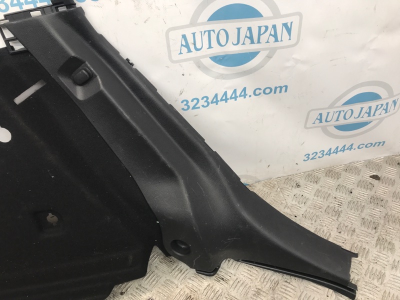 Обшивка багажника левая QX30 16-20 2017 Внедорожник 2.0 20PET