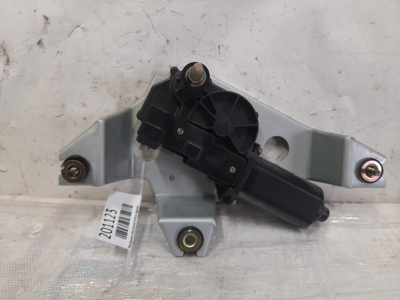 Моторчик стеклоочистителя задний NISSAN TIIDA/VERSA C11 04-11 2011 Хетчбек 1.8 MR18DE 28710-ED00A Б/У