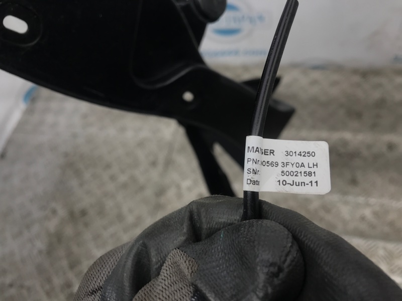 Датчик открытия багажника задний левый FX/QX70 S51 08-17