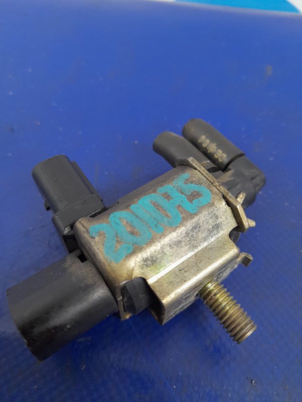Клапан электромагнитный (вакуумный) MAZDA 3 BK 03-08 LF 2.0