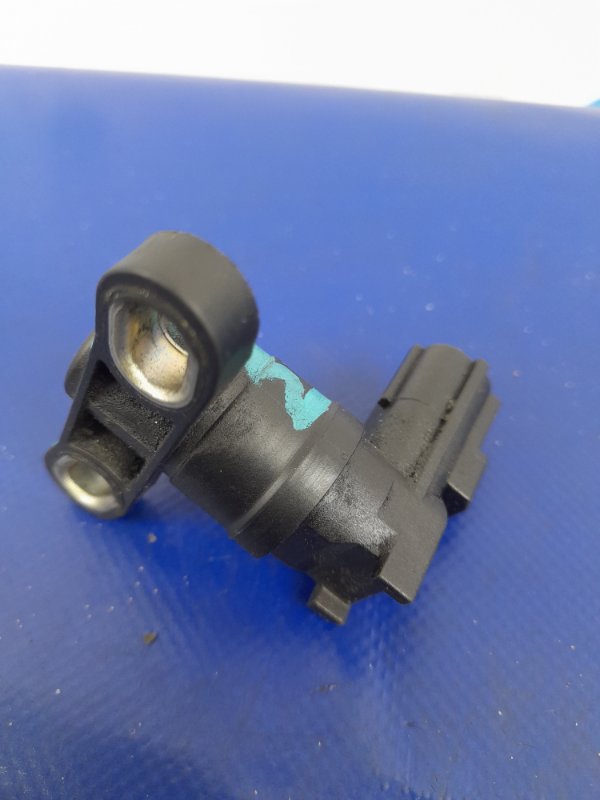 Датчик положения коленвала MAZDA 3 BK 03-08 LF 2.0 Датчик положения коленвала MAZDA 3 BK 03-08 LF 2.0