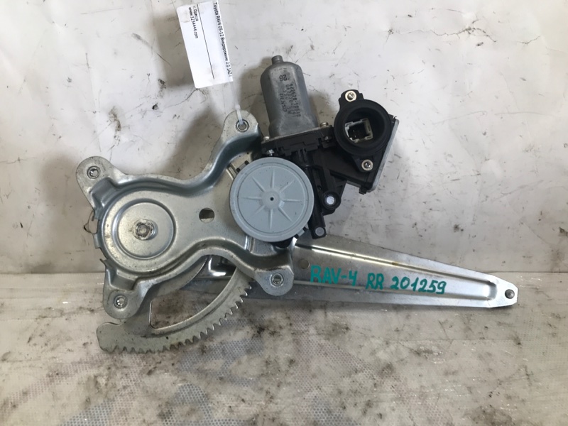 Стеклоподъемник задний правый TOYOTA RAV4 05-12 2010 Внедорожник 2.0 1AZ-FSE 69803-42040 Б/У