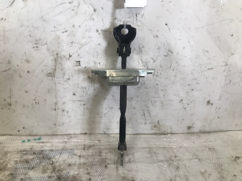 Запчасть ограничитель двери задний правый TOYOTA RAV4 05-12 2010 Внедорожник 2.0 1AZ-FSE 68630-42030 Б/У Ограничитель двери задний правый TOYOTA RAV4 05-12 2010 Внедорожник 2.0 1AZ-FSE 68630-42030 Б/У