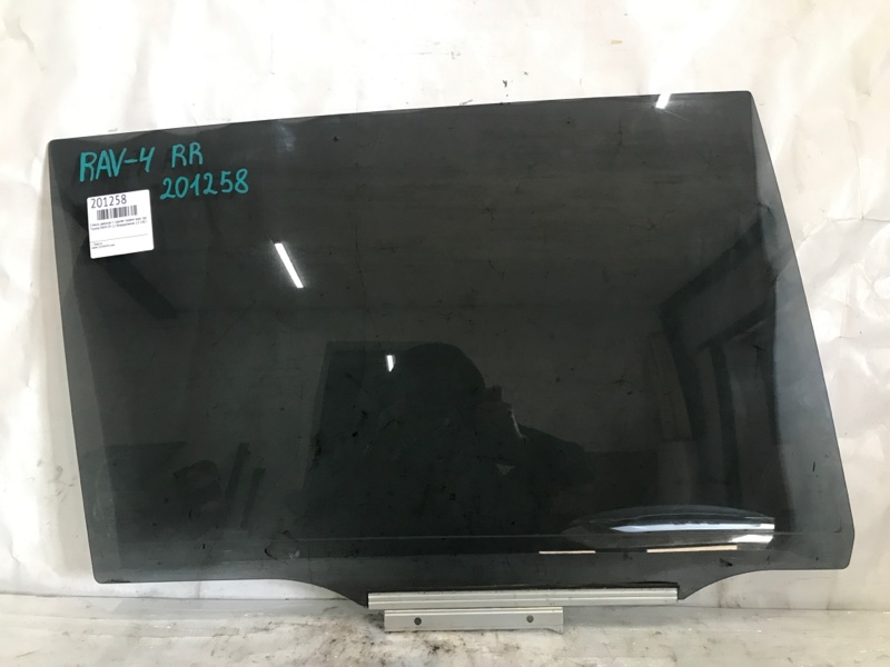Стекло двери заднее правое TOYOTA RAV4 05-12 2010 Внедорожник 2.0 1AZ-FSE 6810342110 Б/У