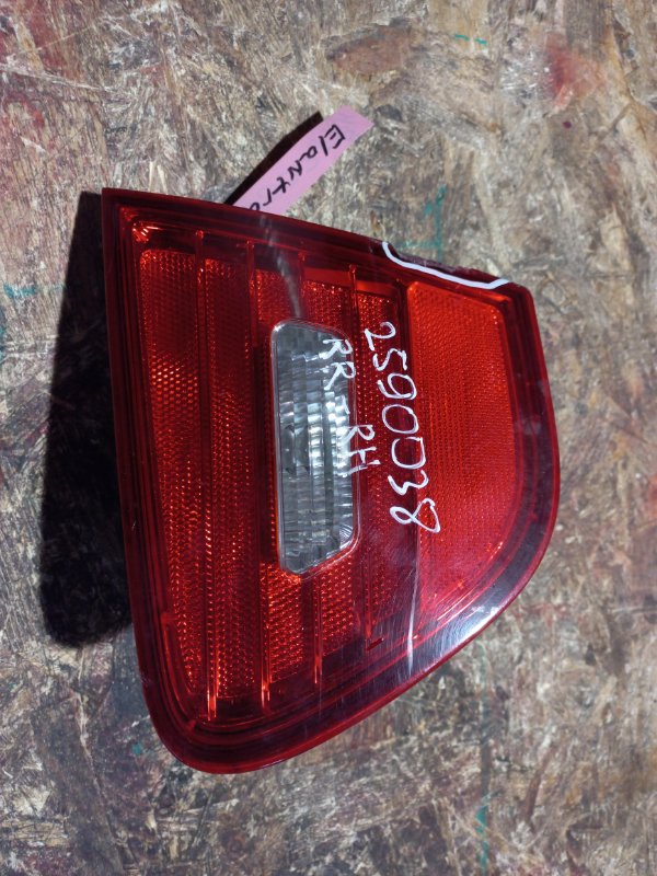 Фонарь внутренний задний правый HYUNDAI ELANTRA HD 06-11 92460-2H000 Б/У
