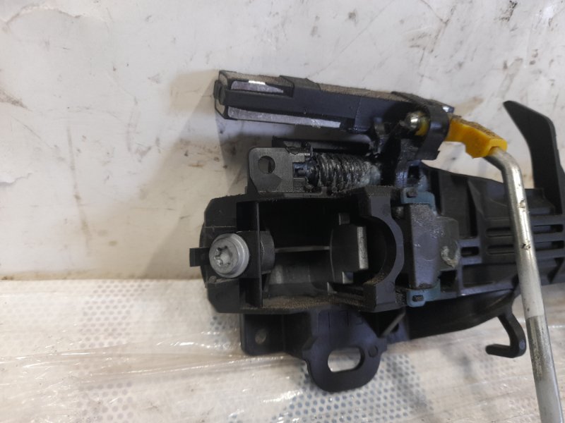 Ручка двери наружная передняя левая PRIUS - 30 09-17 2010 Хэтчбек 1.8 2ZR-FXE Ручка двери наружная передняя левая PRIUS - 30 09-17 2010 Хэтчбек 1.8 2ZR-FXE