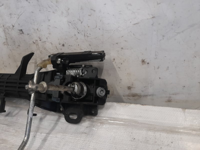 Ручка двери наружная передняя правая PRIUS - 30 09-17 2010 Хэтчбек 1.8 2ZR-FXE Ручка двери наружная передняя правая PRIUS - 30 09-17 2010 Хэтчбек 1.8 2ZR-FXE