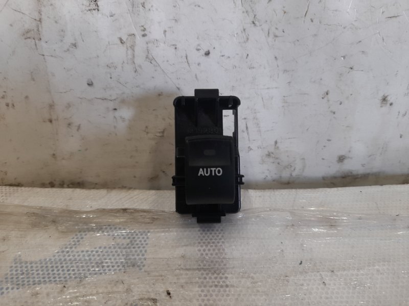 Кнопка стеклоподъемника передняя правая RAV4 05-12 2008 Внедорожник 2.0 1AZ-FSE Кнопка стеклоподъемника передняя правая RAV4 05-12 2008 Внедорожник 2.0 1AZ-FSE