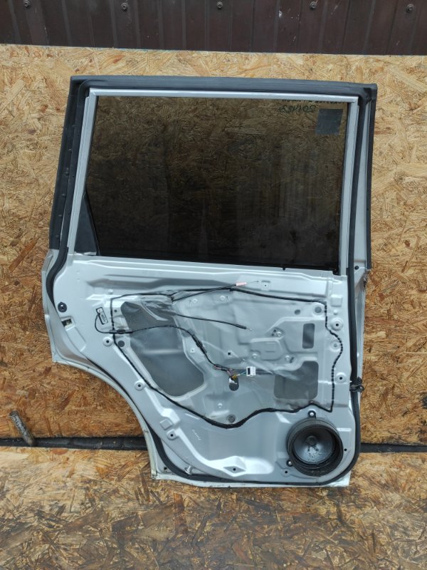 Дверь задняя левая FORESTER SH 07-12 Внедорожник