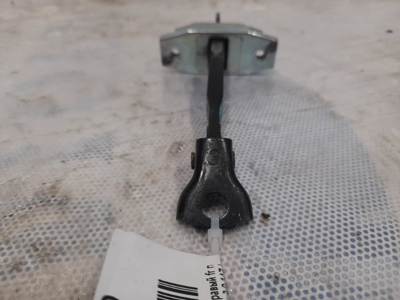 Ограничитель двери передний правый RAV4 05-12 2010 Внедорожник 2.0 1AZ-FSE Ограничитель двери передний правый RAV4 05-12 2010 Внедорожник 2.0 1AZ-FSE