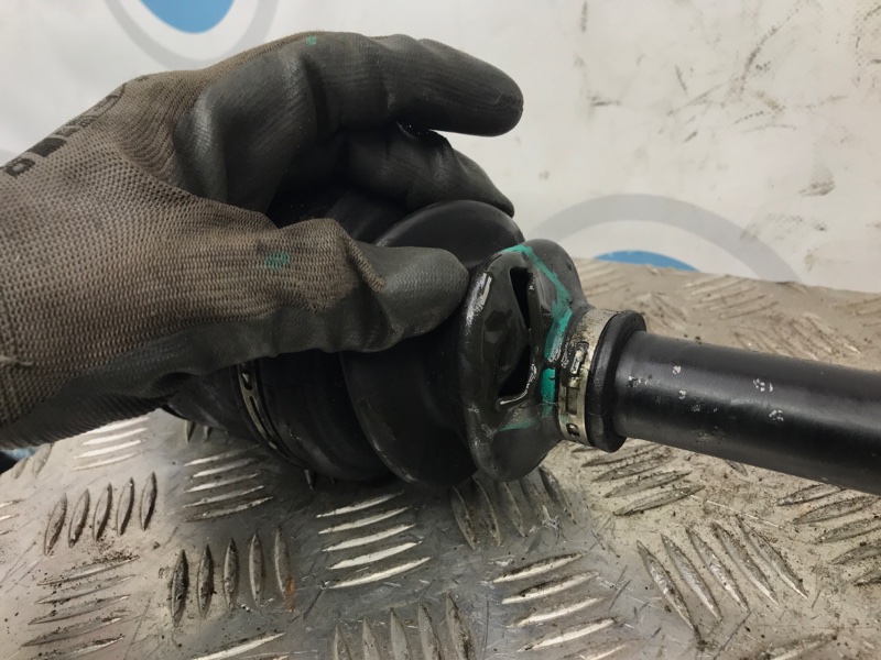 Привод задний задний левый Q50 15-20 2017 Седан 3.0 VR30DDTT Привод задний задний левый Q50 15-20 2017 Седан 3.0 VR30DDTT