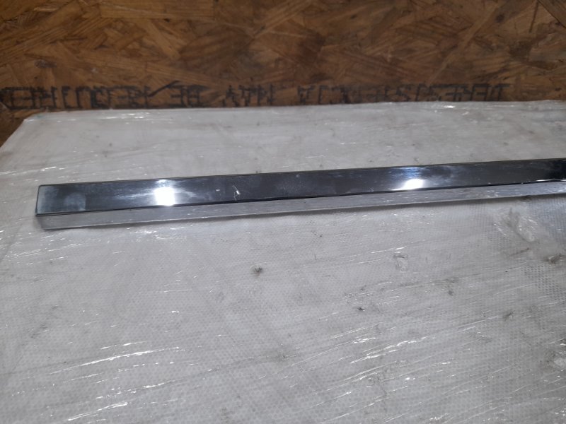 Молдинг двери передний правый RAV4 05-12 2010 Внедорожник 2.0 1AZ-FSE