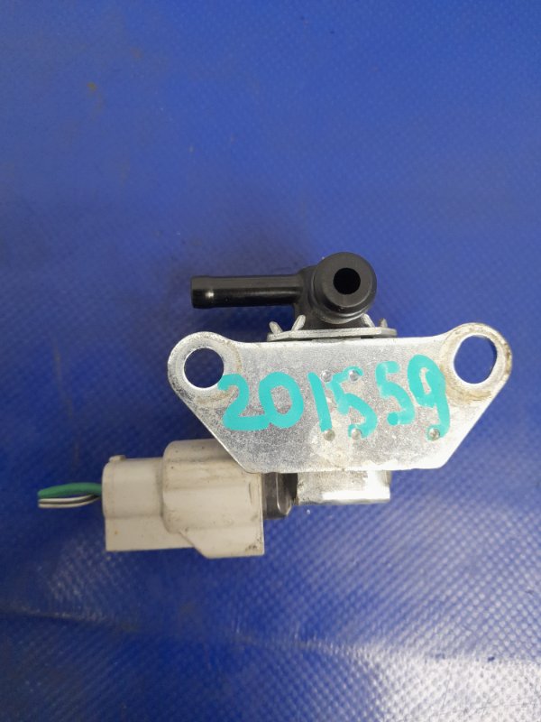 Клапан электромагнитный (вакуумный) QASHQAI 07-14 MR20