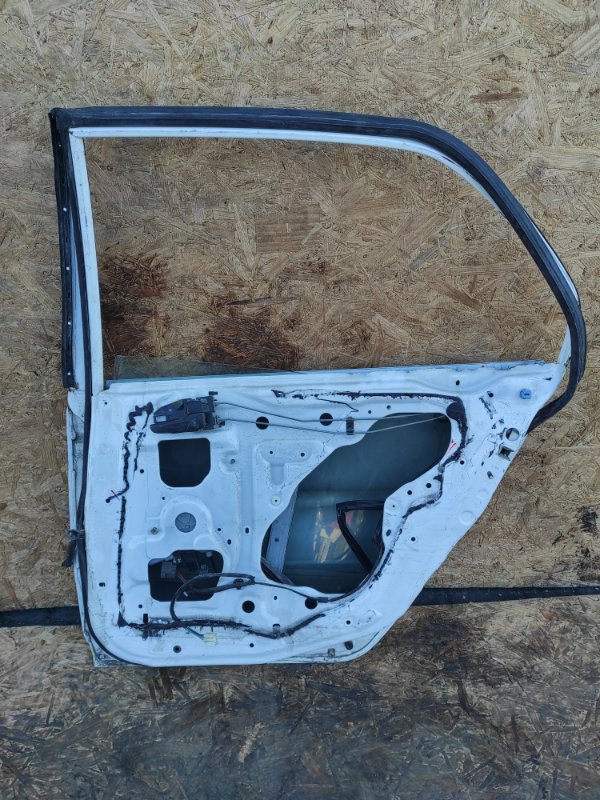 Дверь задняя правая LANCER IX 9 03-07