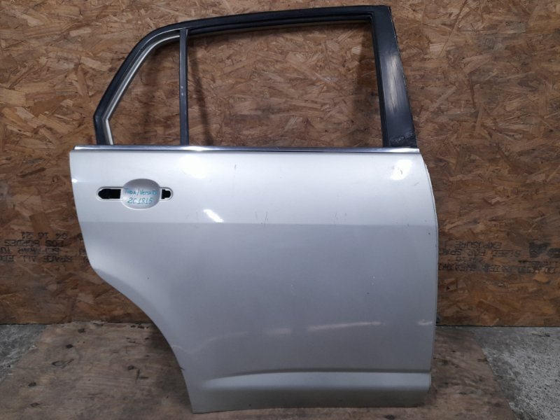 Дверь задняя правая NISSAN TIIDA/VERSA C11 04-11 2011 Седан 1.8 MR18DE 82100-EL430 Б/У