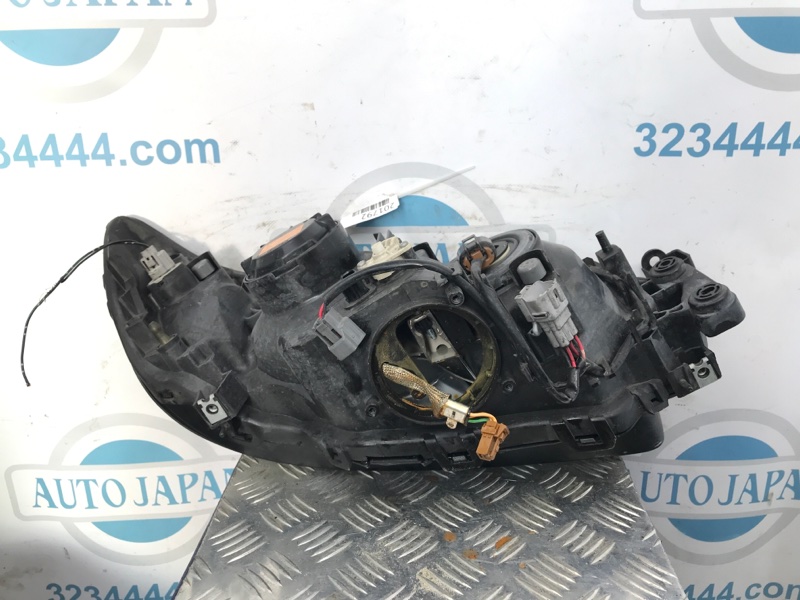 Фара передняя левая SUBARU FORESTER SG 02-07