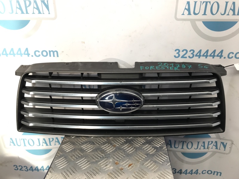 Решетка радиатора SUBARU FORESTER SG 02-07 91121SA082 Б/У