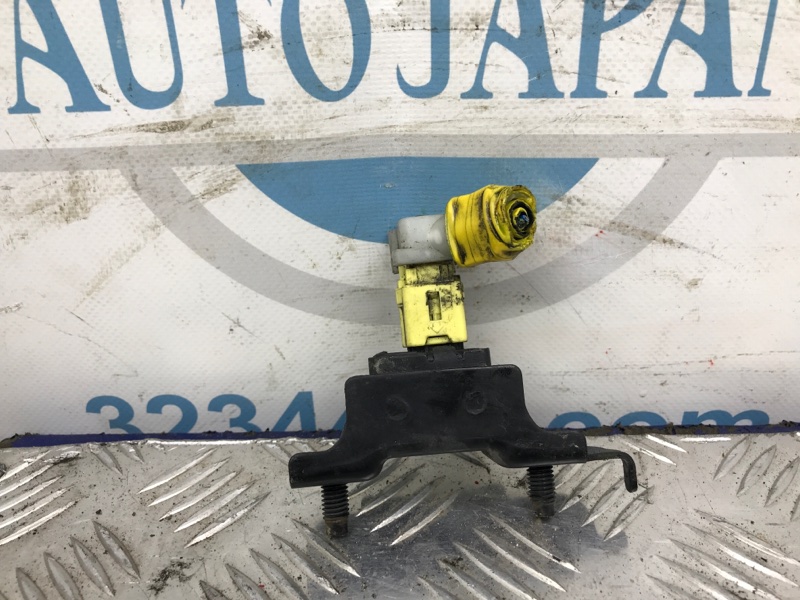 Датчик удара передний левый FORESTER SG 02-07